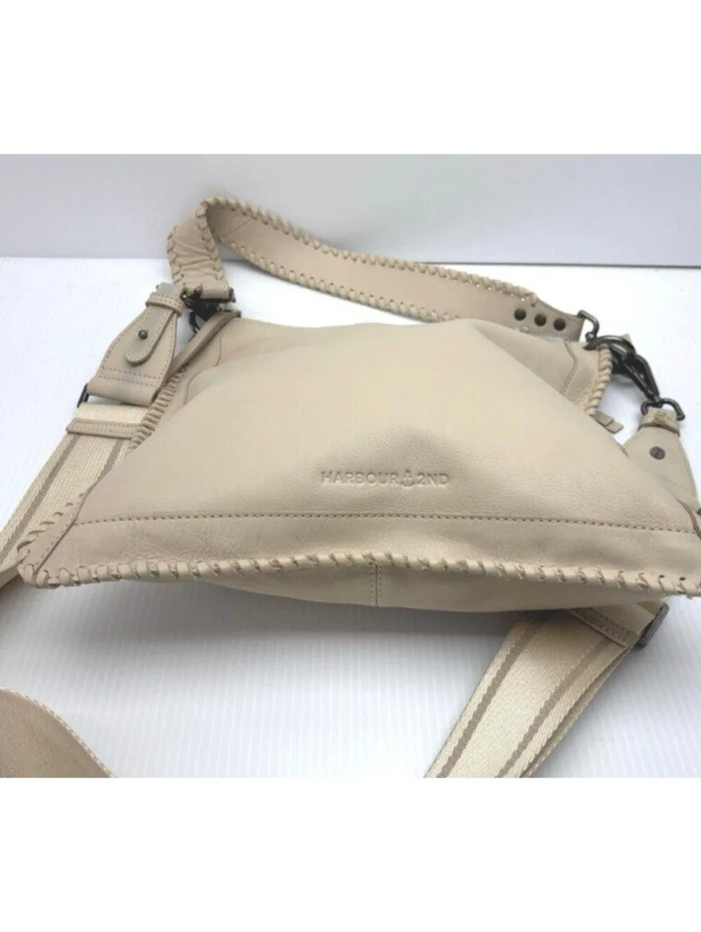 Harbour & 2nd Cream Leather Convertible Cross Body Bag Purse